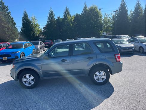 Used 2012 Ford Escape XLS FWD image 2