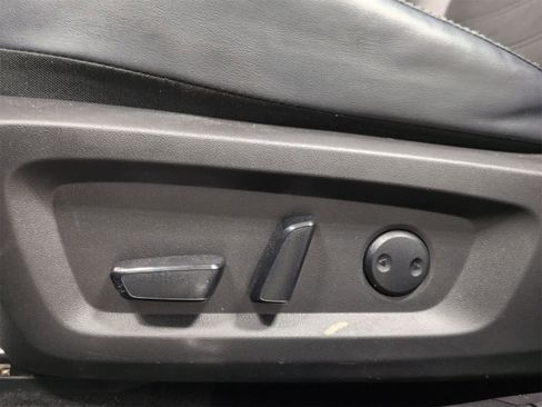 Used 2024 Mitsubishi Outlander SE image 4