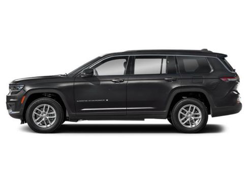 Used 2025 Jeep Grand Cherokee L Altitude image 3