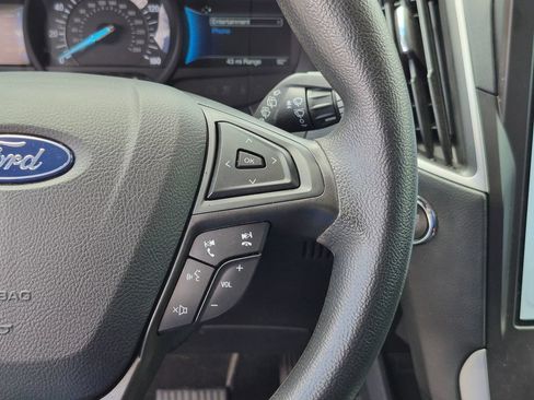 Used 2021 Ford Edge SE FWD image 20