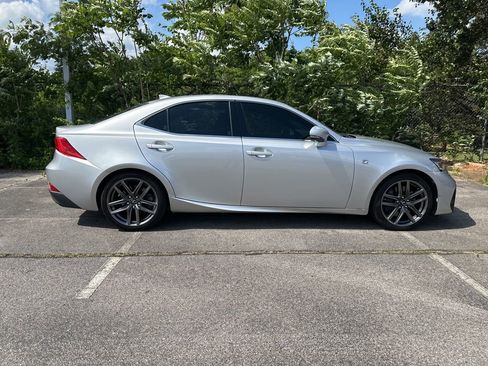 Used 2018 Lexus IS 300 F Sport w/ F Sport Package RWD image 2