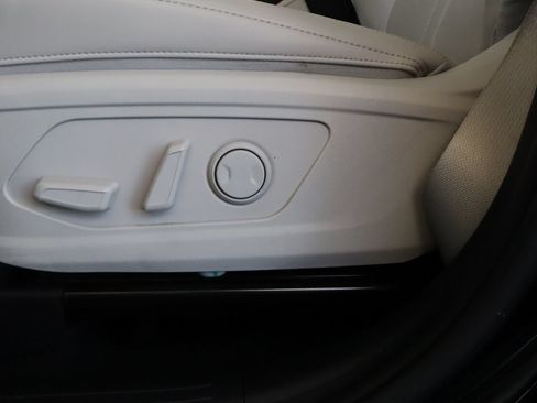 Used 2021 Kia Sorento S FWD image 22
