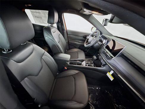 New 2026 Jeep Compass Latitude AWD/4WD image 20