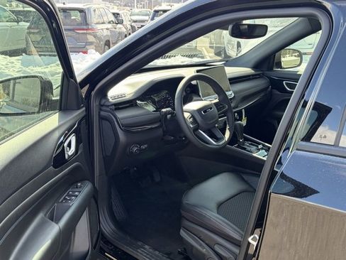 New 2026 Jeep Compass Latitude image 14