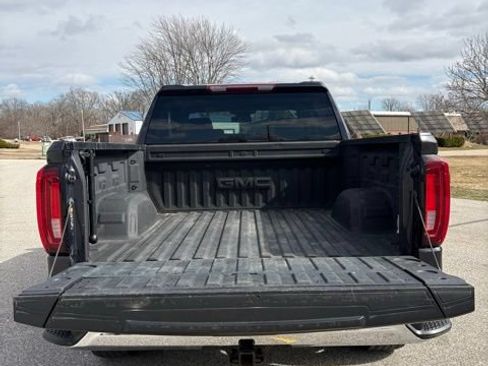 Used 2022 GMC Sierra 1500 SLT AWD/4WD image 8