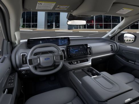 New 2026 Ford Expedition Active AWD/4WD image 10