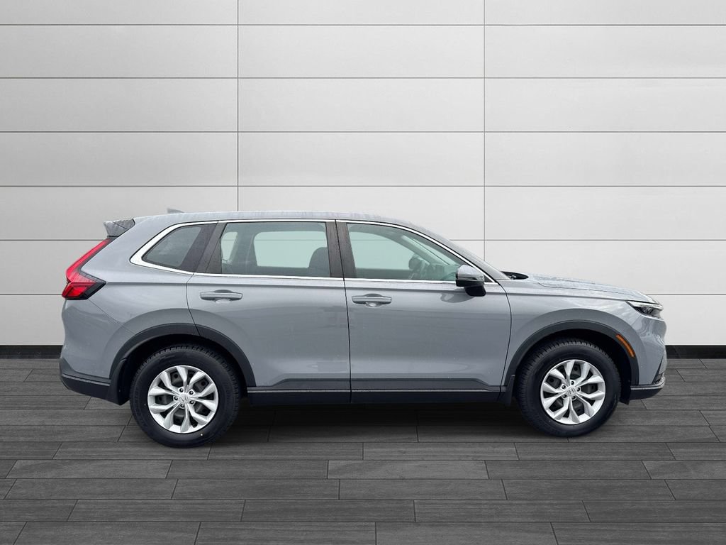 Used 2024 Honda CR-V LX image 2