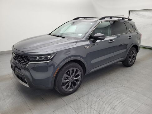 Used 2021 Kia Sorento SX Prestige AWD/4WD image 2