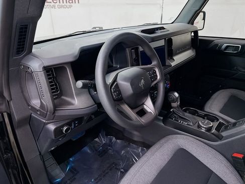 Used 2025 Ford Bronco 4-Door AWD/4WD image 9