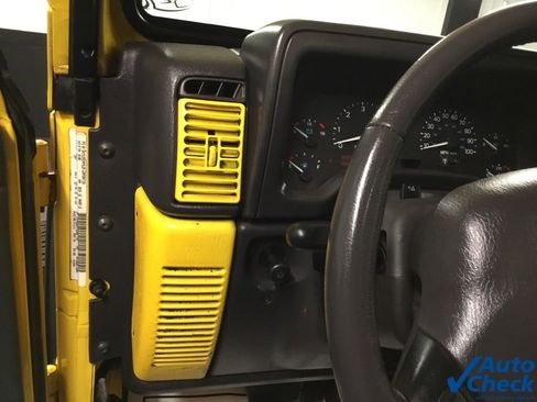 Used 2000 Jeep Wrangler Sport image 39