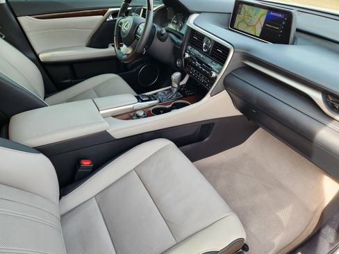 Used 2017 Lexus RX 350 FWD w/ Premium Package image 16