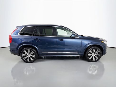 Used 2024 Volvo XC90 T8 Plus w/ Protection Package Premier image 8