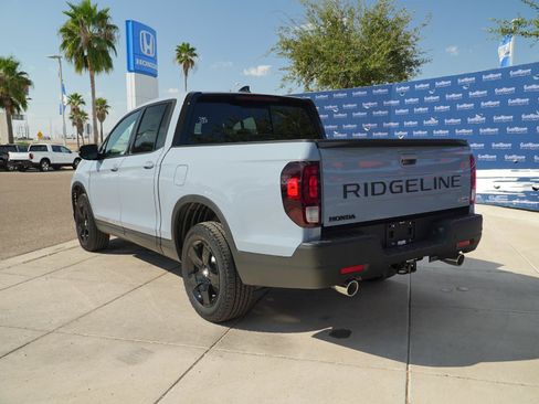 Used 2026 Honda Ridgeline Black Edition image 14