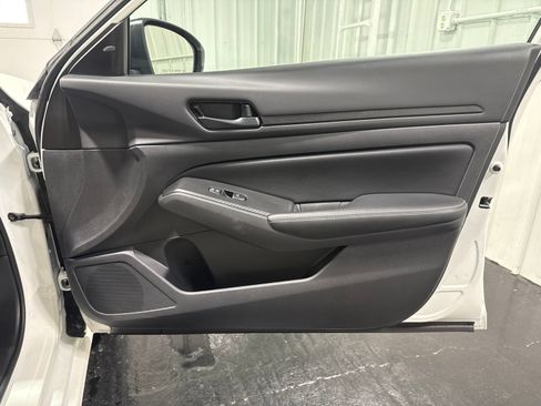 Used 2026 Nissan Altima 2.5 SV AWD/4WD image 11