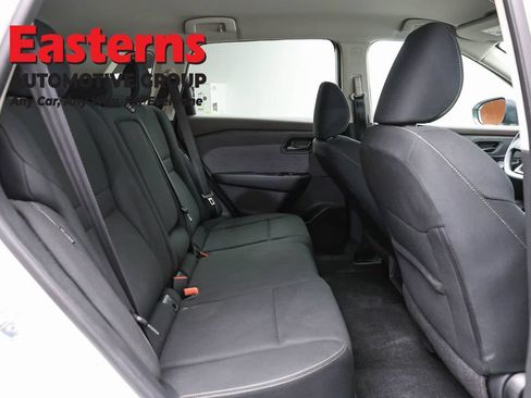 Used 2023 Nissan Rogue S AWD/4WD image 22