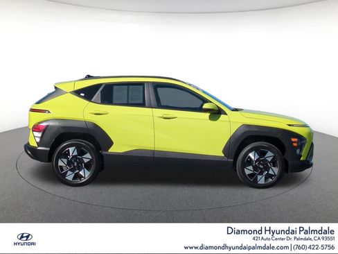 Certified 2024 Hyundai Kona SEL AWD/4WD image 8