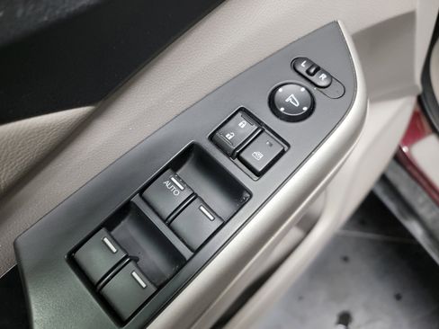 Used 2012 Honda CR-V EX-L image 14