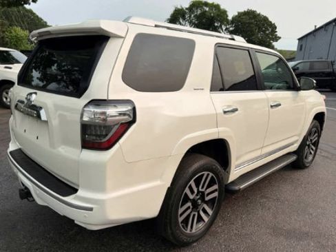 Used 2016 Toyota 4Runner Limited AWD/4WD image 11