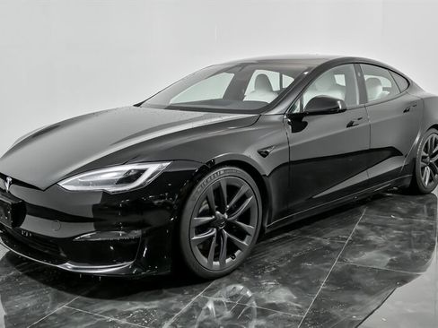 Used 2022 Tesla Model S Plaid image 5
