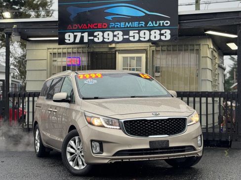 Used 2015 Kia Sedona EX image 1