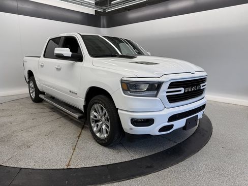 Used 2023 RAM 1500 Laramie AWD/4WD image 3