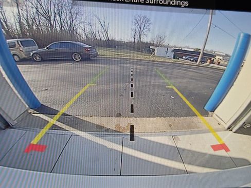 Used 2023 Jeep Grand Cherokee L Laredo image 46