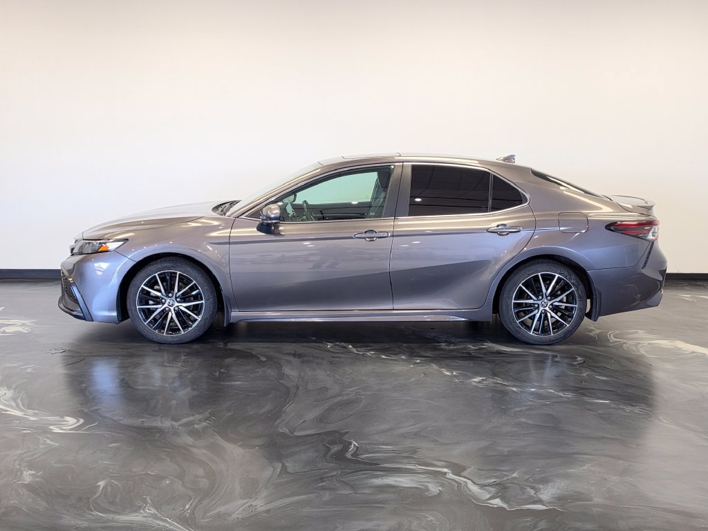 Used 2022 Toyota Camry SE AWD/4WD image 22