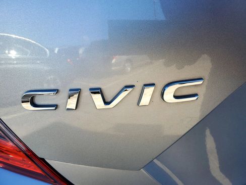 Used 2017 Honda Civic EX image 6