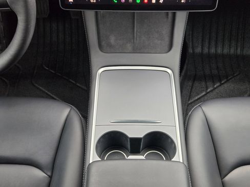 Used 2023 Tesla Model 3 Standard Range RWD image 19