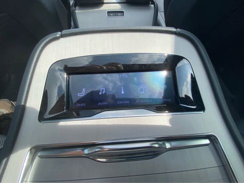 Used 2025 Lincoln Navigator L Reserve w/ Jet Appearance Package AWD/4WD image 22