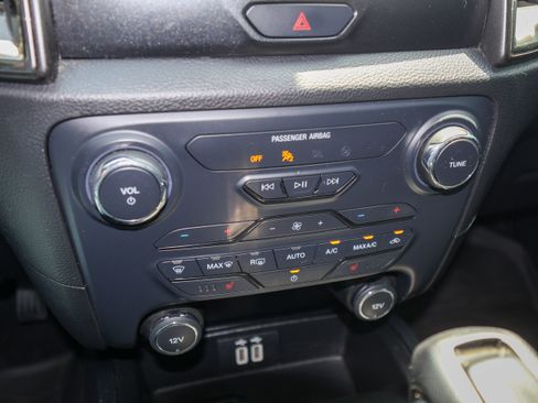Used 2021 Ford Ranger Lariat w/ Tremor Off-Road Package AWD/4WD image 22