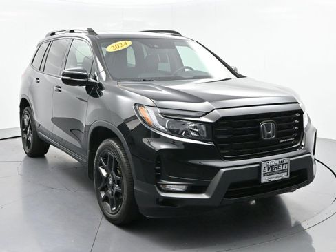 Used 2024 Honda Passport Black Edition image 2
