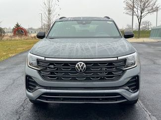 New 2026 Volkswagen Atlas Cross Sport SEL R-Line AWD/4WD video 2