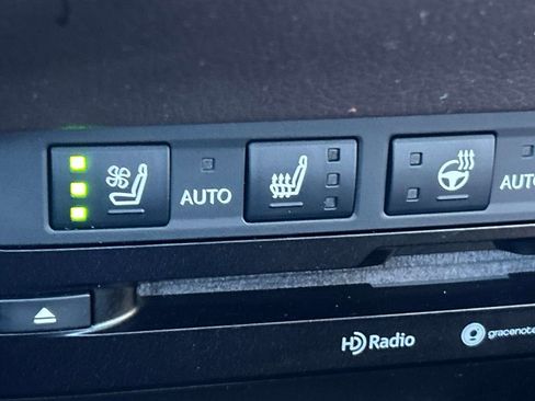 Used 2020 Lexus ES 350 w/ Premium Package FWD image 34