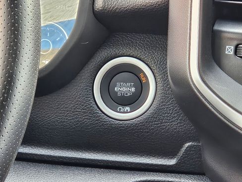 New 2026 RAM 1500 Express image 12