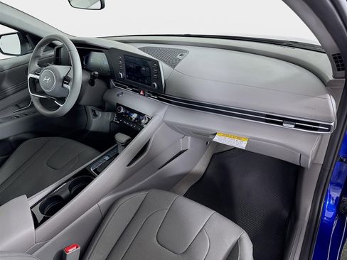 New 2026 Hyundai Elantra SEL Sport Premium w/ Cargo Package FWD image 28