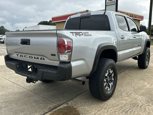 Used 2023 Toyota Tacoma TRD Off-Road RWD image 6