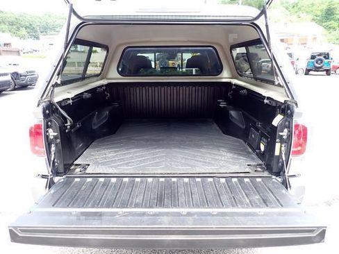 Used 2021 Toyota Tacoma TRD Sport AWD/4WD image 7