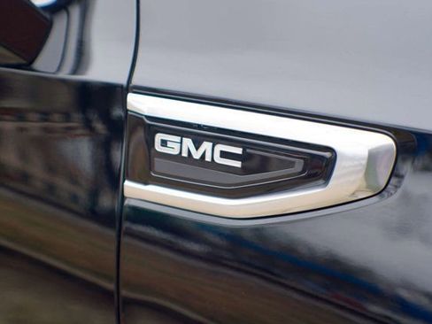 Used 2023 GMC Yukon Denali image 10