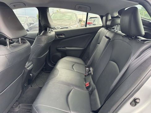 Used 2017 Toyota Prius Four Touring FWD image 14
