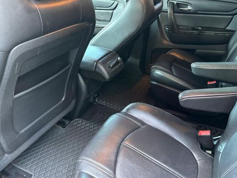 Used 2017 GMC Acadia Limited SLT FWD image 28