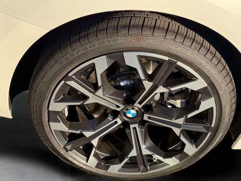 Used 2025 BMW 330i xDrive Sedan w/ M Sport Package image 44