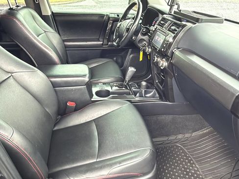 Used 2015 Toyota 4Runner Trail Premium AWD/4WD image 37