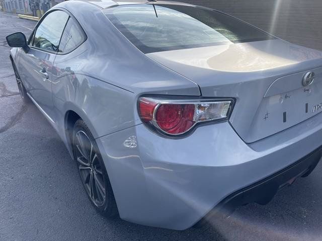 Used 2013 Scion FR-S 10 Series RWD image 9