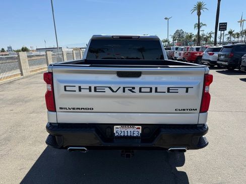 Used 2021 Chevrolet Silverado 1500 Custom Trail Boss w/ LPO, Dark Essentials Package AWD/4WD image 5