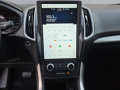 Certified 2024 Ford Edge SEL w/ Convenience Package image 17