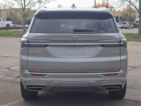 Used 2026 Buick Enclave Avenir w/ Super Cruise Package AWD/4WD image 17