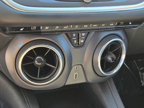 Used 2020 Chevrolet Blazer LT image 20