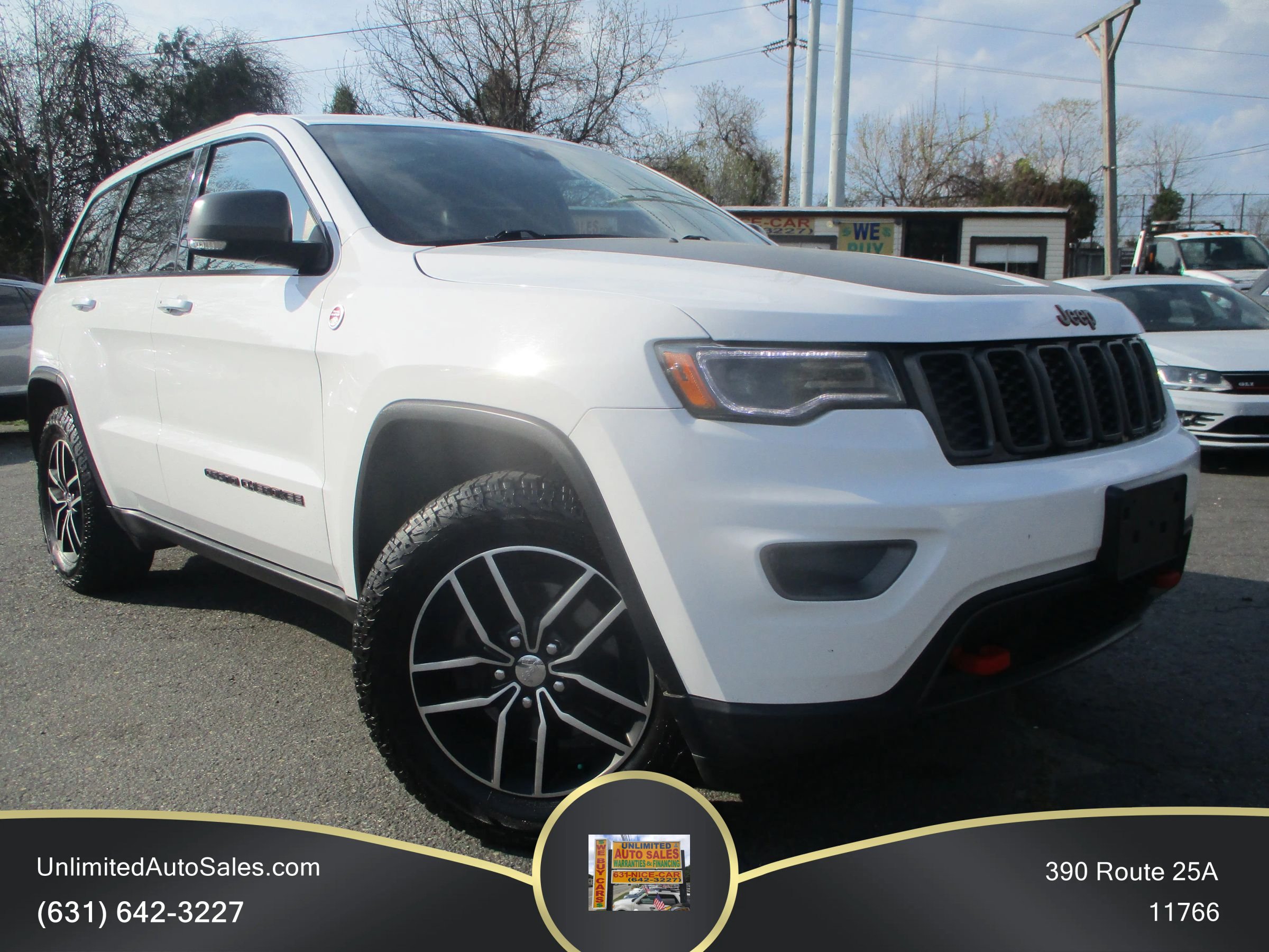 Used 2017 Jeep Grand Cherokee Trailhawk w/ Trailhawk Luxury Group AWD/4WD image 1