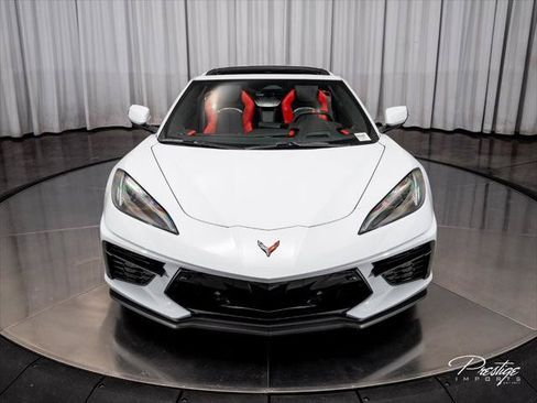 Used 2024 Chevrolet Corvette Stingray Premium Cpe w/ Z51 Performance Package RWD image 4